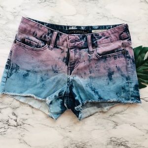 Hot Topic LoveSick low rise Shorts